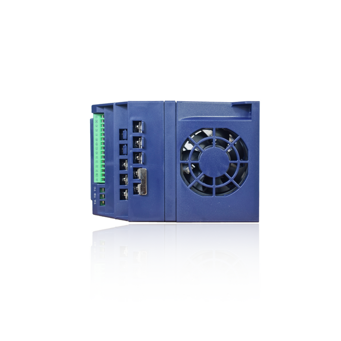Variador de Frecuencia Marca Veikong Trifásico 1 hp VFD500M-R75GT4B, 380 - 480 VAC, Corriente (A): 2.5 - 4.2