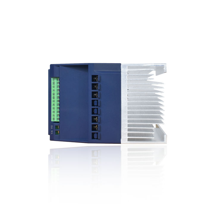 Variador de Frecuencia Marca Veikong Trifásico  0.5 hp VFD500M-R40GT2B, 200 - 240 VAC, Corriente (A): 2.8 - 3.2